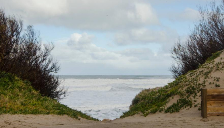 Miércoles ventoso en Necochea y Quequén: ráfagas de 60 km/h y tarde fresca