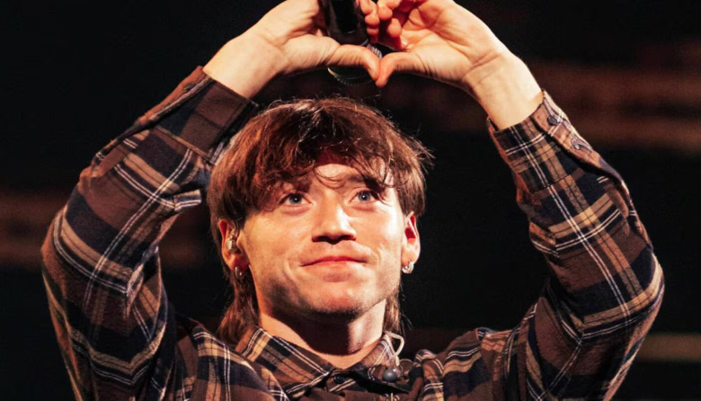 Paulo Londra hizo historia en Viña del Mar y alzó dos gaviotas