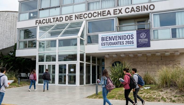Y si en vez de venderle el casino a 3 empresarios ¿Por qué no hacemos una Universidad?