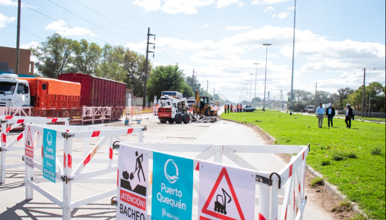 Avanza la obra de bacheo en Almirante Brown, clave para el acceso y la logística portuaria