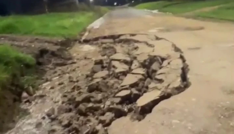 El temporal de los 100mm dejó caos, desmoronamientos y clases suspendidas