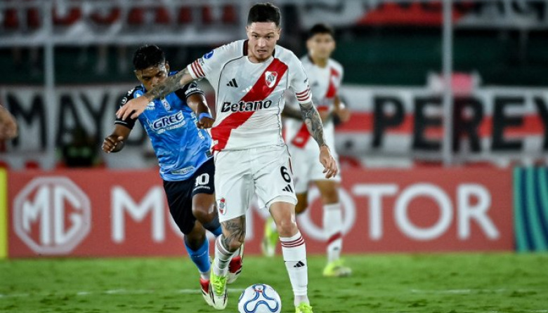 River aguantó 87 minutos con diez y rescató un empate ante Blooming