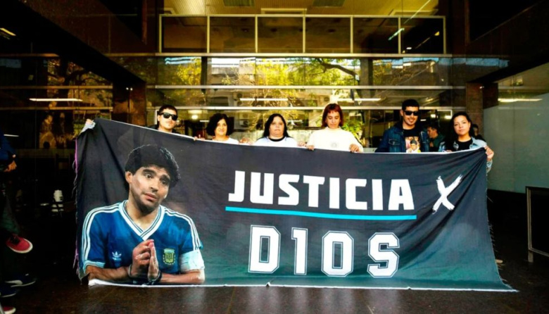 Arranca el nuevo juicio por Maradona con 127 testigos y estrategias cruzadas