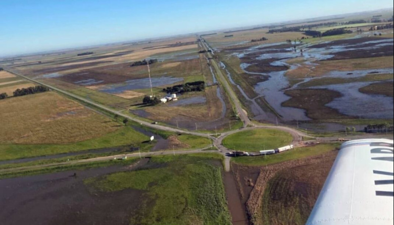 Vialidad Nacional construye un desvío provisorio en la Ruta 228