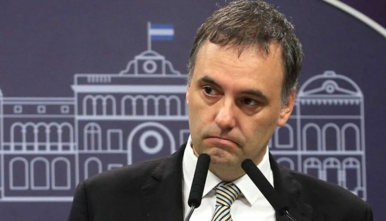 Adorni demora su declaración jurada y crece la presión interna en el Gobierno