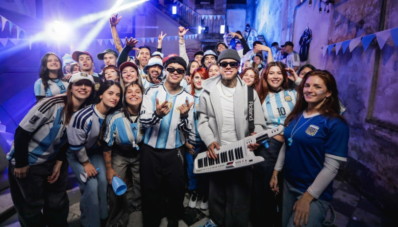 La T y La M lanzó "Tierra de campeones", tres canciones para alentar a la Selección