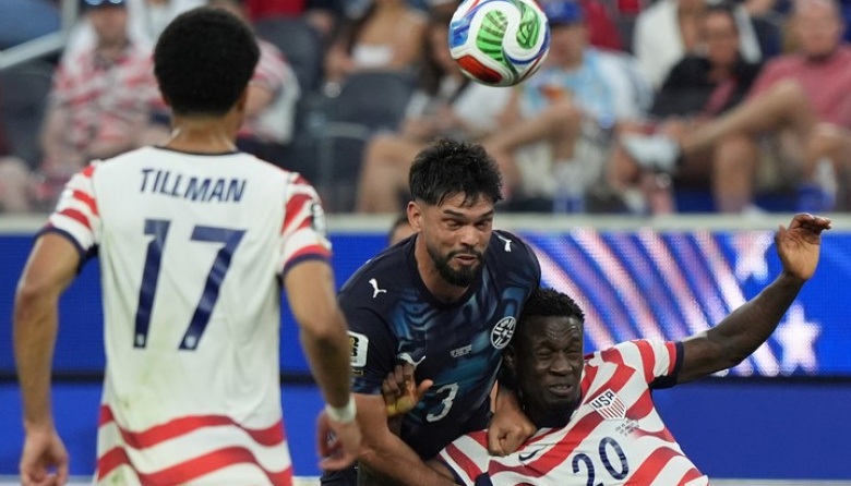 Estados Unidos goleó a Paraguay y Canadá empató en su debut