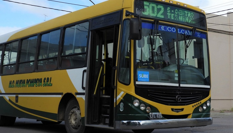 Las empresas de colectivos piden llevar el boleto a $2300 y peligra el servicio