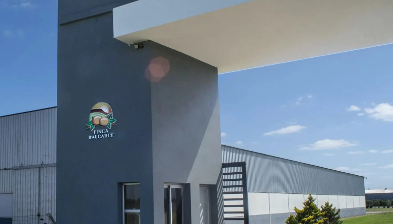 Finca Balcarce baja la persiana