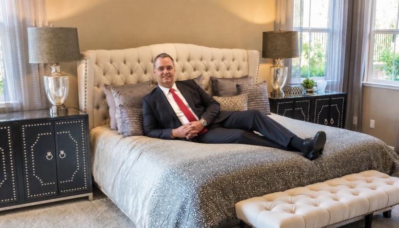 Manuel adorni gastó 8 millones en sábanas de lujo