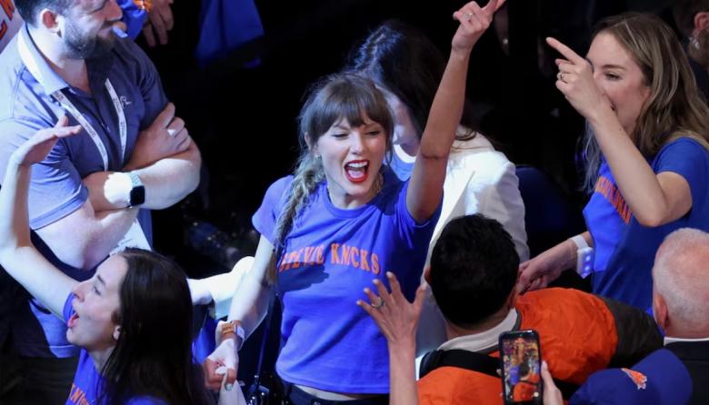 Taylor Swift en las celebraciones del milagro de los Knicks