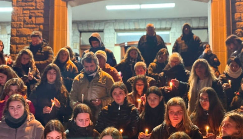 Necochea y Mar del Plata se unieron en una emotiva vigilia por Anita