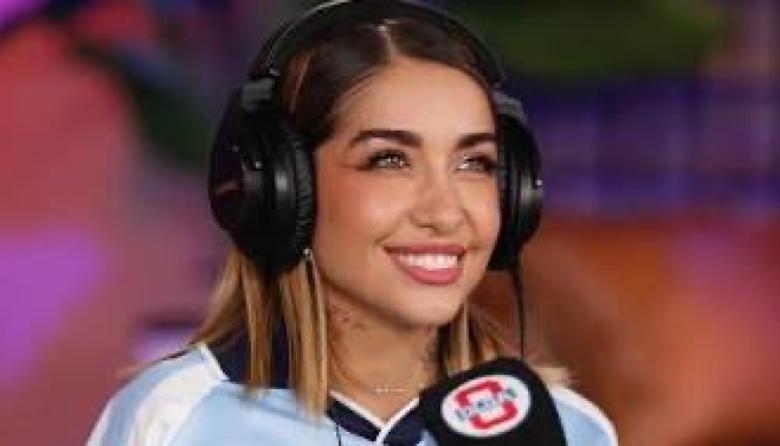 María Becerra sería la encargada de cantar el Himno en la final del Mundial