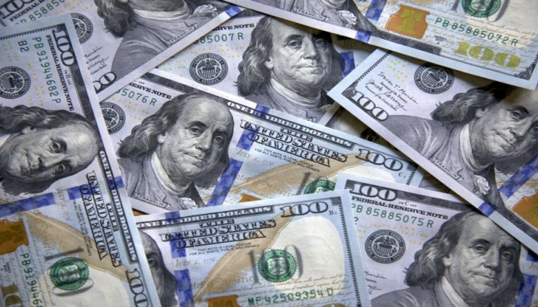 A cuánto cotizan el blue, el oficial y los financieros este martes 4 de agosto