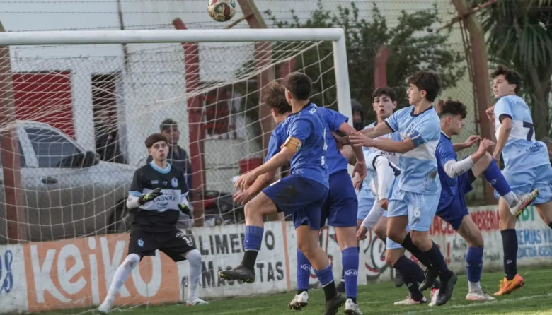 El Seleccionado Sub 15 cayó 2-1 ante Tandil y quedó segundo en la Zona 2