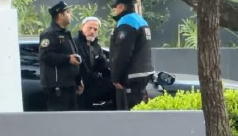 Gustavo Sofovich chocó en Palermo y se molestó por el operativo periodístico