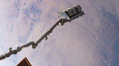 Basura espacial: La Estación Espacial Internacional desprende 3 toneladas de baterías viejas