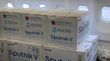 Despega otro vuelo de Aerolíneas Argentinas para traer vacunas desde Moscú