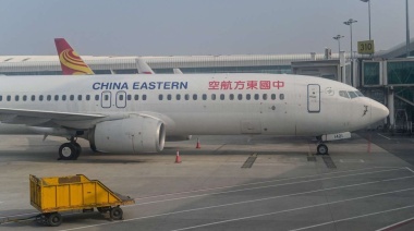 Se estrelló un avión con 132 personas en China