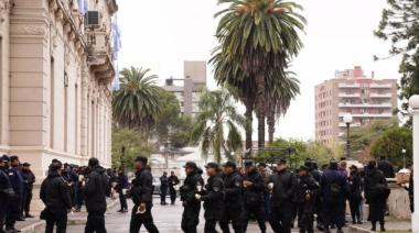 Una marcha de antorchas en Jujuy acrecienta el miedo a una posible escalada de violencia en la provincia