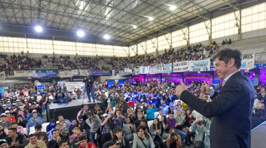 Kicillof anunció la implementación del Boleto Estudiantil para el nivel terciario