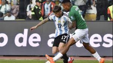 Garnacho debutó oficialmente con la Selección Argentina y ya no podrá jugar para otra selección