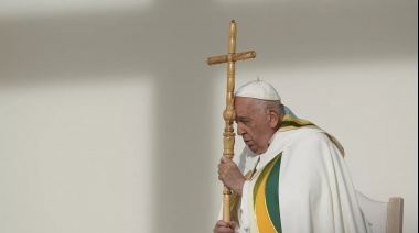 Actualización Médica del Papa Francisco: "Descansó Bien, Toda la Noche" y Muestra Leve Mejoría
