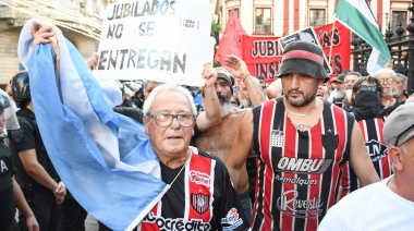 Hinchas de Fútbol se Unen a la Próxima Marcha de Jubilados
