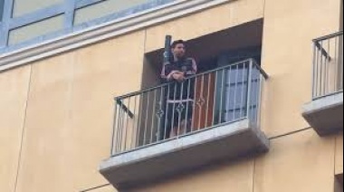 Messi Salió Al Balcón A Saludar A Los Hinchas Y Generó Furor En San José, California