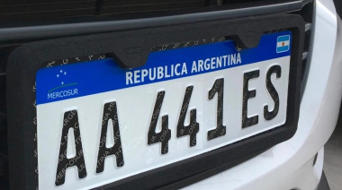 Faltan patentes en todo el país y desde la oposición exigen respuestas: "Es inadmisible"
