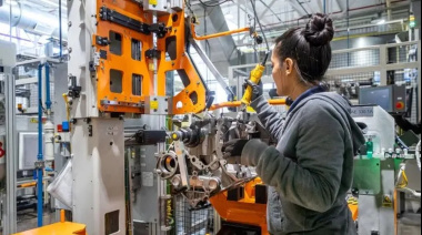 Alerta en la Industria: Actividad Cae 1,2% en Junio de 2025