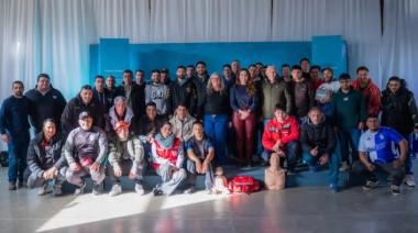 Puerto Quequén: Cruz Roja Capacitó a Futbolistas Amateurs de LIFA en RCP y Primeros Auxilios