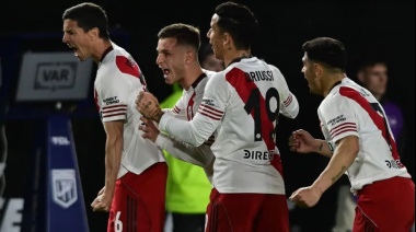 River aguantó con diez y se llevó el triunfo ante Estudiantes antes de la Copa