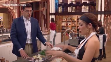 "La Reinis" culpó a Betular por servir su plato en una sartén