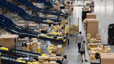 Mercado Libre despidió a más de 100 trabajadores en la región ¿Serán reemplazados por IA?