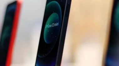 El Gobierno eliminó el impuesto a los celulares importados y enciende alarmas en Tierra del Fuego