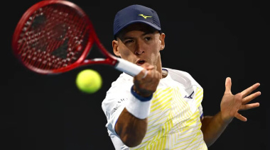 Báez sigue imparable: se metió en la final de Auckland e irá por su octavo título