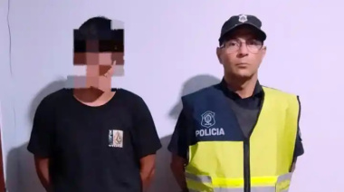 Intentó asfixiar a su pareja con una almohada mientras ella dormía