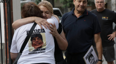 A seis años del crimen de Fernando Báez Sosa, sus padres encabezaron un homenaje