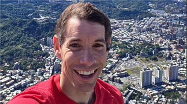 Alex Honnold: El hombre araña que conquistó el Taipei 101 sin seguridad