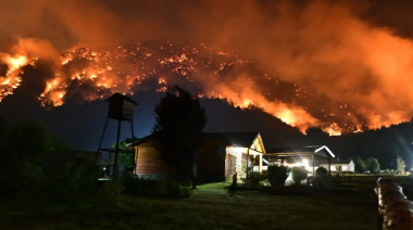 Incendios en Chubut: más de 500 brigadistas desplegados y una localidad sitiada por las llamas