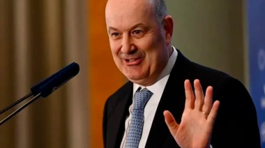 Sturzenegger alquiló 4 pisos y 24 cocheras por 720 millones, mientras el Gobierno impulsa el “alquiler cero"