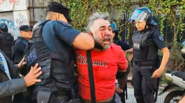 La Policía Federal agredió y detuvo a un camarógrafo de A24