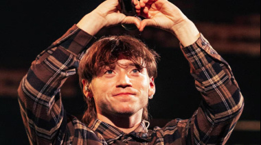 Paulo Londra hizo historia en Viña del Mar y alzó dos gaviotas