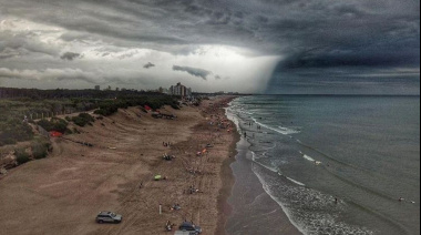 Alerta Naranja total en Necochea y Quequén: el temporal no da tregua y rige un pronóstico de peligro para este martes