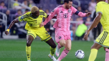 Messi alcanza los 900 goles y supera a Ronaldo: el recorrido de su récord