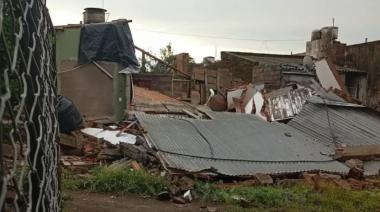 Se derrumbó parte de una vivienda en 90 y 67