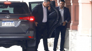 Caputo presiona por la salida de Adorni y suena Martín Menem para reemplazarlo