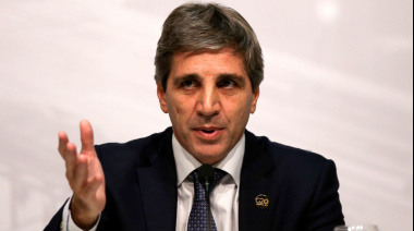 Caputo vuelve a apostar al “derrame” como motor económico pese al fracaso en el gobierno de Macri