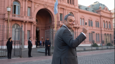 Adorni tiró la toalla: renunció acorralado por el patrimonio y denuncias de corrupción